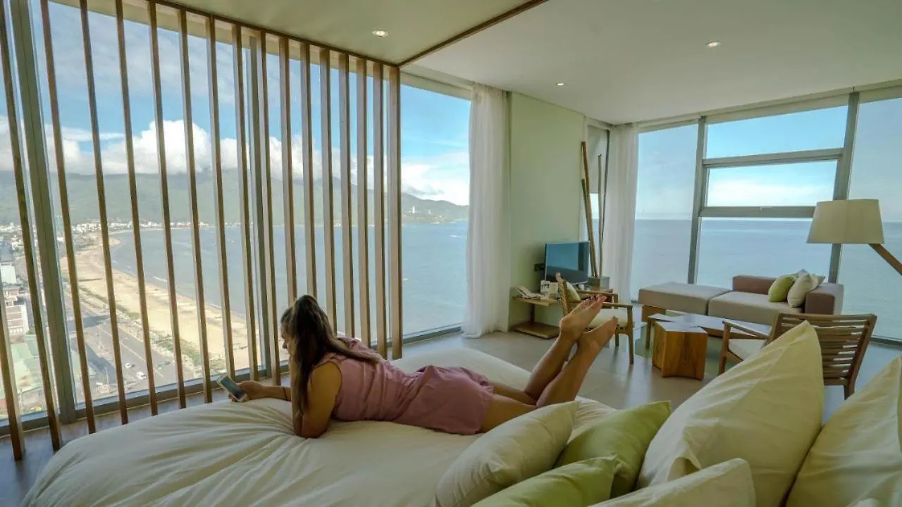 Apartment In Front Of Mykhe Beach Panorama 17Fl Suite Đà Nẵng