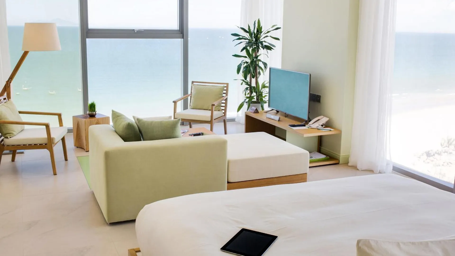 In Front Of Mykhe Beach Panorama 17Fl Suite Đà Nẵng